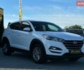 Белый Хендай Туксон, объемом двигателя 2 л и пробегом 104 тыс. км за 16500 $, фото 1 на Automoto.ua