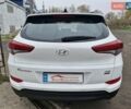 Белый Хендай Туксон, объемом двигателя 2 л и пробегом 111 тыс. км за 19999 $, фото 5 на Automoto.ua