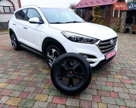 Білий Хендай Туксон, об'ємом двигуна 2 л та пробігом 169 тис. км за 19999 $, фото 86 на Automoto.ua