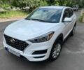 Белый Хендай Туксон, объемом двигателя 2 л и пробегом 95 тыс. км за 14500 $, фото 1 на Automoto.ua