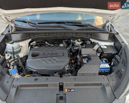 Білий Хендай Туксон, об'ємом двигуна 1.6 л та пробігом 152 тис. км за 21950 $, фото 74 на Automoto.ua