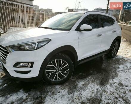 Белый Хендай Туксон, объемом двигателя 2 л и пробегом 191 тыс. км за 22500 $, фото 26 на Automoto.ua