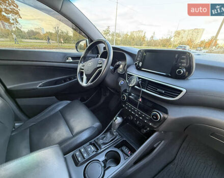 Белый Хендай Туксон, объемом двигателя 1.6 л и пробегом 53 тыс. км за 22500 $, фото 34 на Automoto.ua