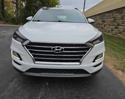 Белый Хендай Туксон, объемом двигателя 2.4 л и пробегом 40 тыс. км за 8600 $, фото 1 на Automoto.ua