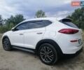 Белый Хендай Туксон, объемом двигателя 2 л и пробегом 191 тыс. км за 22500 $, фото 3 на Automoto.ua
