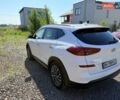 Белый Хендай Туксон, объемом двигателя 2 л и пробегом 101 тыс. км за 22100 $, фото 3 на Automoto.ua