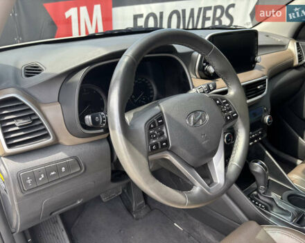 Белый Хендай Туксон, объемом двигателя 1.58 л и пробегом 107 тыс. км за 18500 $, фото 8 на Automoto.ua