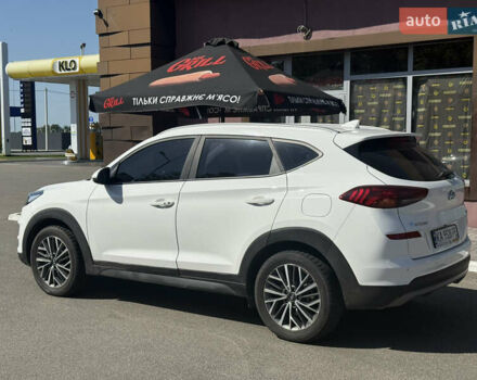 Белый Хендай Туксон, объемом двигателя 2 л и пробегом 167 тыс. км за 22499 $, фото 4 на Automoto.ua