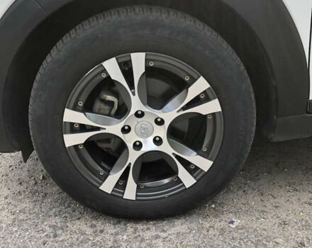 Белый Хендай Туксон, объемом двигателя 2 л и пробегом 25 тыс. км за 15900 $, фото 32 на Automoto.ua