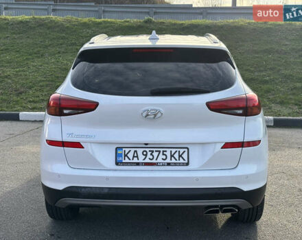 Белый Хендай Туксон, объемом двигателя 1.58 л и пробегом 107 тыс. км за 18500 $, фото 5 на Automoto.ua