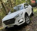 Білий Хендай Туксон, об'ємом двигуна 2 л та пробігом 51 тис. км за 17900 $, фото 17 на Automoto.ua