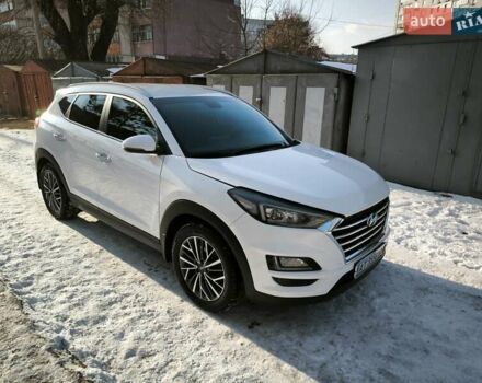 Белый Хендай Туксон, объемом двигателя 2 л и пробегом 191 тыс. км за 22500 $, фото 9 на Automoto.ua