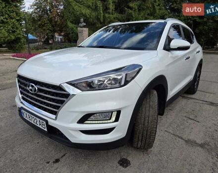 Белый Хендай Туксон, объемом двигателя 2 л и пробегом 71 тыс. км за 22800 $, фото 11 на Automoto.ua