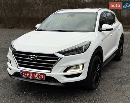Белый Хендай Туксон, объемом двигателя 2 л и пробегом 114 тыс. км за 23900 $, фото 6 на Automoto.ua