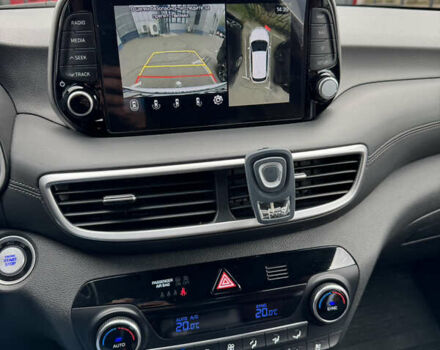 Белый Хендай Туксон, объемом двигателя 2 л и пробегом 138 тыс. км за 25000 $, фото 7 на Automoto.ua