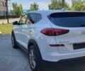 Белый Хендай Туксон, объемом двигателя 2 л и пробегом 90 тыс. км за 14500 $, фото 3 на Automoto.ua