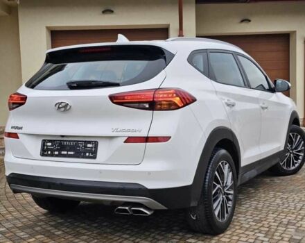 Білий Хендай Туксон, об'ємом двигуна 2 л та пробігом 79 тис. км за 12100 $, фото 3 на Automoto.ua