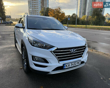 Белый Хендай Туксон, объемом двигателя 1.6 л и пробегом 53 тыс. км за 22500 $, фото 4 на Automoto.ua