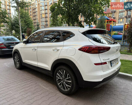 Белый Хендай Туксон, объемом двигателя 2 л и пробегом 167 тыс. км за 22499 $, фото 7 на Automoto.ua