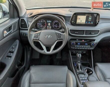 Білий Хендай Туксон, об'ємом двигуна 1.6 л та пробігом 152 тис. км за 21950 $, фото 39 на Automoto.ua