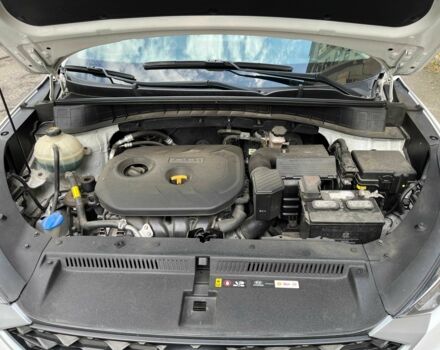 Белый Хендай Туксон, объемом двигателя 2 л и пробегом 95 тыс. км за 14500 $, фото 9 на Automoto.ua