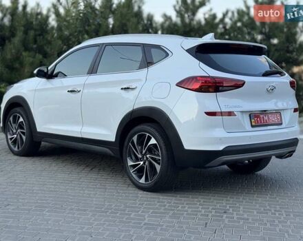 Белый Хендай Туксон, объемом двигателя 2 л и пробегом 119 тыс. км за 23500 $, фото 34 на Automoto.ua