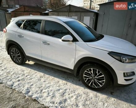 Белый Хендай Туксон, объемом двигателя 2 л и пробегом 191 тыс. км за 22500 $, фото 13 на Automoto.ua