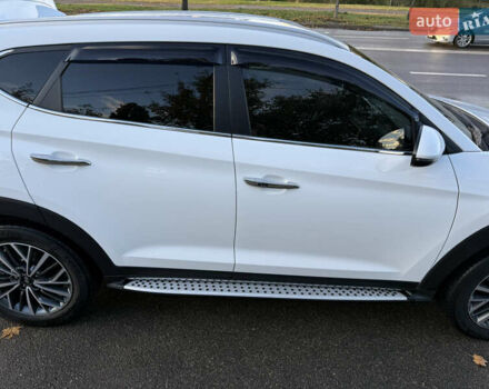 Белый Хендай Туксон, объемом двигателя 1.6 л и пробегом 53 тыс. км за 22500 $, фото 10 на Automoto.ua