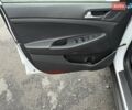Белый Хендай Туксон, объемом двигателя 2 л и пробегом 114 тыс. км за 23900 $, фото 21 на Automoto.ua