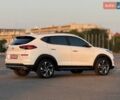 Белый Хендай Туксон, объемом двигателя 2 л и пробегом 119 тыс. км за 23500 $, фото 2 на Automoto.ua
