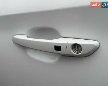 Белый Хендай Туксон, объемом двигателя 2 л и пробегом 114 тыс. км за 23900 $, фото 14 на Automoto.ua