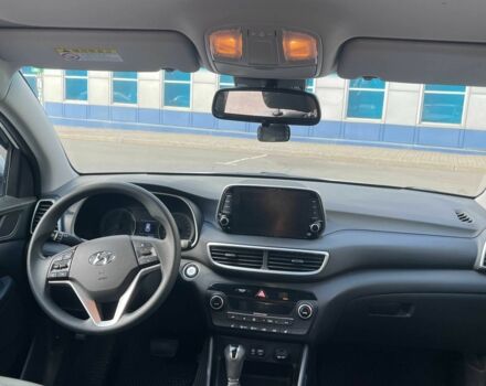 Білий Хендай Туксон, об'ємом двигуна 2 л та пробігом 74 тис. км за 25500 $, фото 10 на Automoto.ua