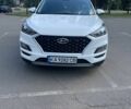Білий Хендай Туксон, об'ємом двигуна 2 л та пробігом 74 тис. км за 25500 $, фото 1 на Automoto.ua