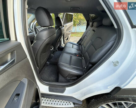 Белый Хендай Туксон, объемом двигателя 1.6 л и пробегом 53 тыс. км за 22500 $, фото 32 на Automoto.ua