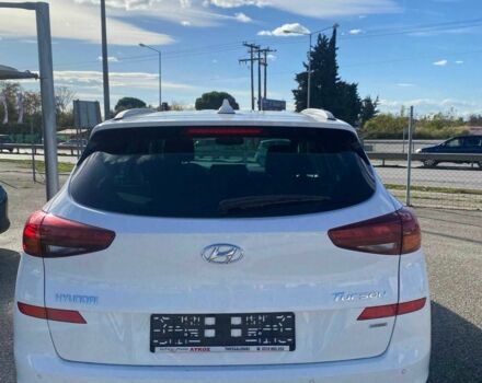 Белый Хендай Туксон, объемом двигателя 1.6 л и пробегом 77 тыс. км за 15700 $, фото 10 на Automoto.ua