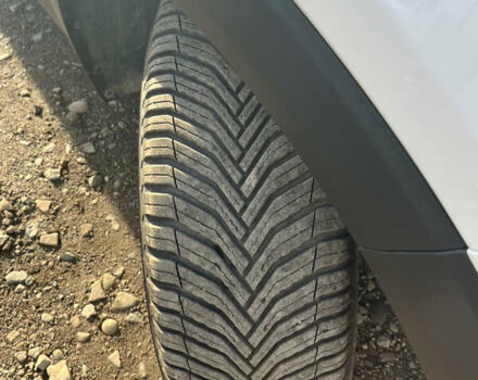 Белый Хендай Туксон, объемом двигателя 2 л и пробегом 148 тыс. км за 17850 $, фото 24 на Automoto.ua