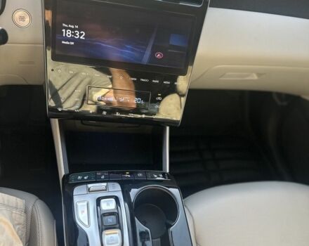 Белый Хендай Туксон, объемом двигателя 2 л и пробегом 162 тыс. км за 27500 $, фото 4 на Automoto.ua