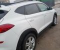 Белый Хендай Туксон, объемом двигателя 2 л и пробегом 73 тыс. км за 23000 $, фото 8 на Automoto.ua