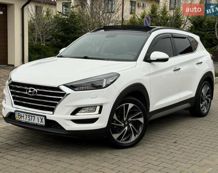 Белый Хендай Туксон, объемом двигателя 2 л и пробегом 50 тыс. км за 23800 $, фото 25 на Automoto.ua