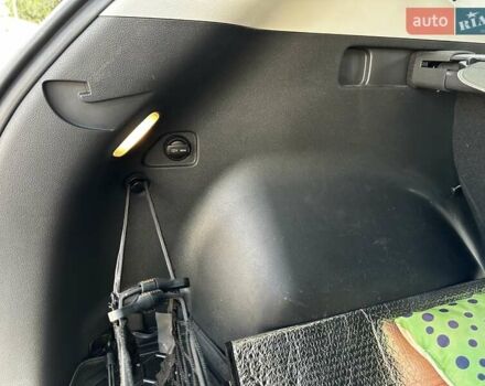 Белый Хендай Туксон, объемом двигателя 2 л и пробегом 50 тыс. км за 22500 $, фото 20 на Automoto.ua