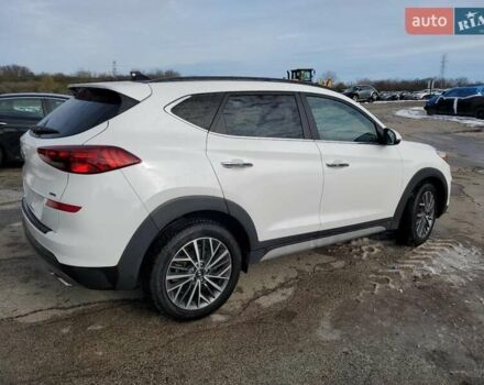 Белый Хендай Туксон, объемом двигателя 2.4 л и пробегом 20 тыс. км за 4100 $, фото 2 на Automoto.ua