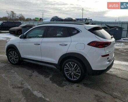 Белый Хендай Туксон, объемом двигателя 2.4 л и пробегом 20 тыс. км за 4100 $, фото 1 на Automoto.ua