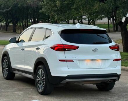 Белый Хендай Туксон, объемом двигателя 2.4 л и пробегом 48 тыс. км за 5900 $, фото 4 на Automoto.ua