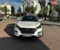 Белый Хендай Туксон, объемом двигателя 2 л и пробегом 50 тыс. км за 22500 $, фото 1 на Automoto.ua