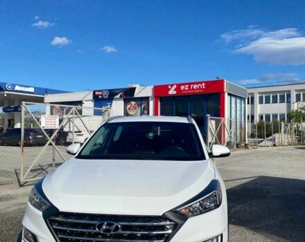 Белый Хендай Туксон, объемом двигателя 1.6 л и пробегом 77 тыс. км за 15700 $, фото 2 на Automoto.ua