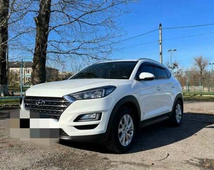 Белый Хендай Туксон, объемом двигателя 2 л и пробегом 70 тыс. км за 22000 $, фото 16 на Automoto.ua