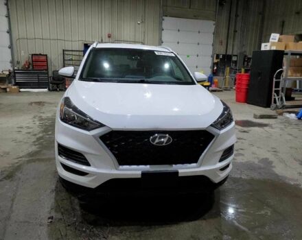 Білий Хендай Туксон, об'ємом двигуна 2 л та пробігом 100 тис. км за 6900 $, фото 4 на Automoto.ua