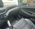 Белый Хендай Туксон, объемом двигателя 2 л и пробегом 99 тыс. км за 23450 $, фото 3 на Automoto.ua