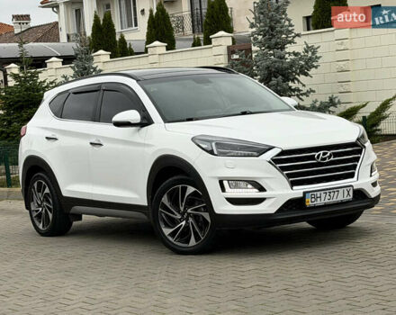 Белый Хендай Туксон, объемом двигателя 2 л и пробегом 50 тыс. км за 23800 $, фото 38 на Automoto.ua