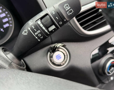 Белый Хендай Туксон, объемом двигателя 2 л и пробегом 50 тыс. км за 23800 $, фото 70 на Automoto.ua